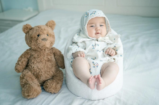 任丘宝宝吃不饱母乳的症状